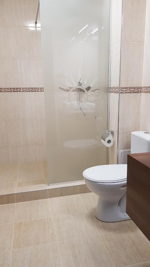 Helios Hotel Сулина Екстериор снимка