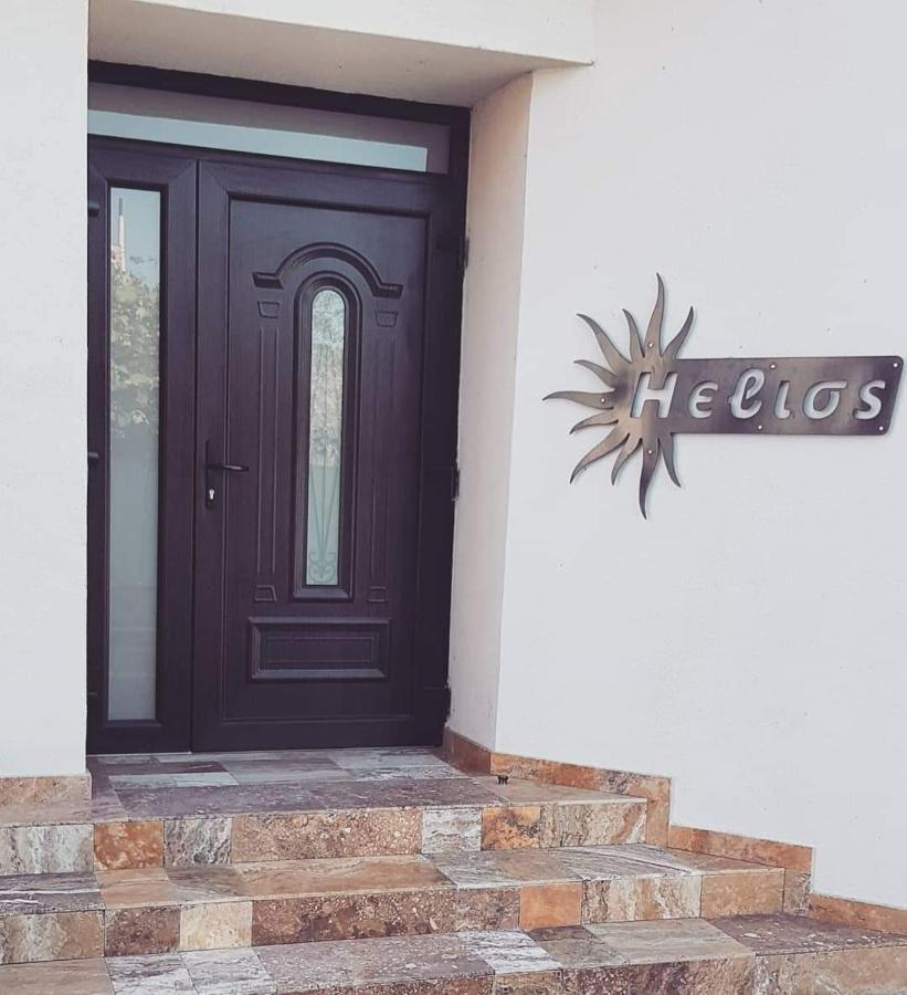 Helios Hotel Сулина Екстериор снимка